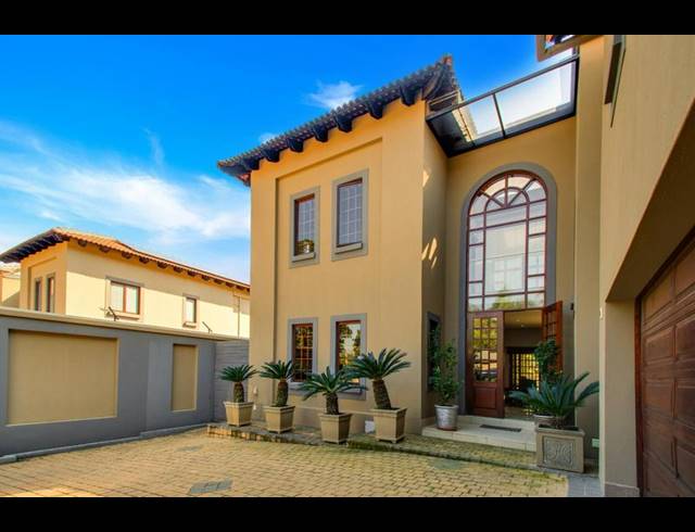 4 BEDROOM HOUSE FOR SALE IN BRYANSTON